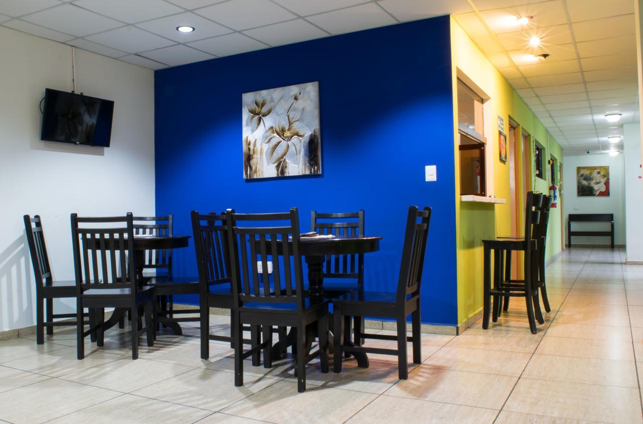 Hostal De Asturias 산살바도르 외부 사진