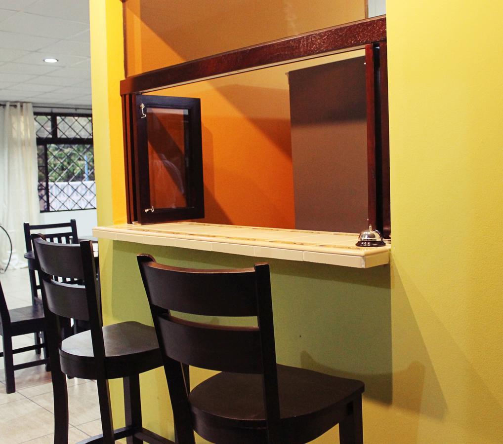 Hostal De Asturias 산살바도르 외부 사진
